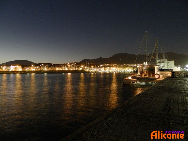 Алтея, вид из порта.